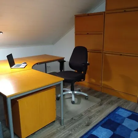 Penthouse With A Balcony Апартаменты Хювинкяя